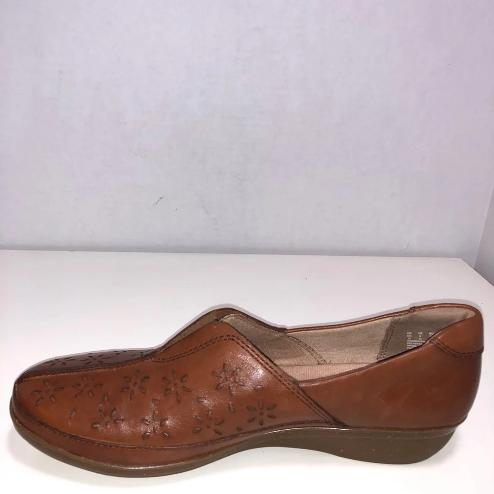 Women's Tan Leather Slip-On Flats with Floral Cutouts